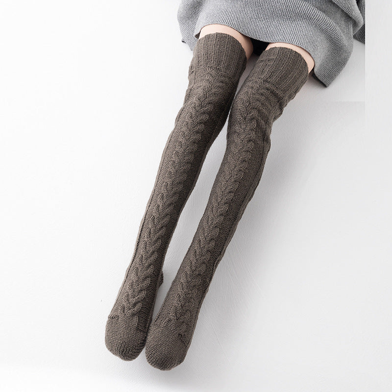 HighThighs Knit Socks